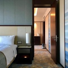 Отель Shangri-La Jinan Китай, Цзинань - отзывы, цены и фото номеров - забронировать отель Shangri-La Jinan онлайн комната для гостей фото 3