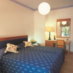 Отель Paphos Gardens Holiday Resort Кипр, Пафос - 1 отзыв об отеле, цены и фото номеров - забронировать отель Paphos Gardens Holiday Resort онлайн комната для гостей фото 4