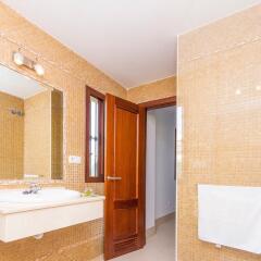 Отель Chalet Loma de Sanctipetri Испания, Кониль-де-ла-Фронтера - отзывы, цены и фото номеров - забронировать отель Chalet Loma de Sanctipetri онлайн ванная фото 2