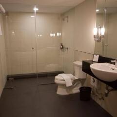 Thee Bangkok Hotel фитнесс-зал