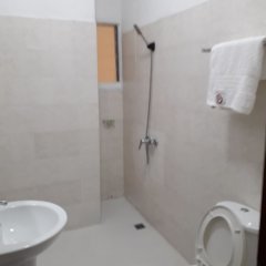 Hotel Attoungblan in Yamoussoukro, Cote d'Ivoire from 39$, photos, reviews - zenhotels.com bathroom