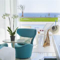 King Evelthon Beach Hotel & Resort комната для гостей фото 14