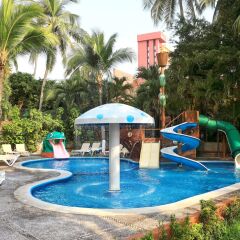 Hotel Emporio Ixtapa детские мероприятия фото 2