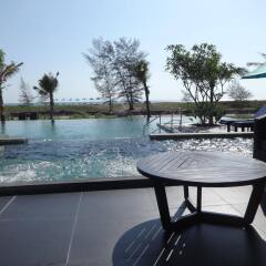 Отель Le Coral Hideaway Beyond Phuket бассейн фото 2