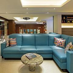 Отель Zone by The Park Bani Park Jaipur интерьер отеля