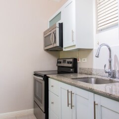 Отель Eight 24 by Pro Homes Jamaica Ямайка, Кингстон - отзывы, цены и фото номеров - забронировать отель Eight 24 by Pro Homes Jamaica онлайн в номере
