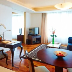 Отель The Duchess Hotel and Residences Таиланд, Бангкок - 2 отзыва об отеле, цены и фото номеров - забронировать отель The Duchess Hotel and Residences онлайн комната для гостей фото 2