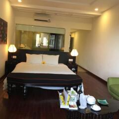 Отель Thanh Binh Riverside Hoi An Вьетнам, Хойан - отзывы, цены и фото номеров - забронировать отель Thanh Binh Riverside Hoi An онлайн сейф в номере