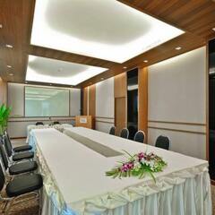 The ASHLEE Plaza Patong Hotel & Spa фото 2