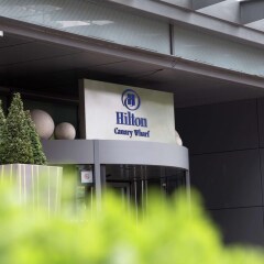 Отель Hilton London Canary Wharf парковка