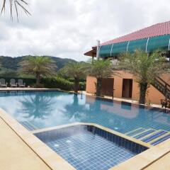 Отель Chomview Resort бассейн фото 3