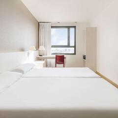 Отель Ibis Valencia Palacio de Congresos Испания, Валенсия - отзывы, цены и фото номеров - забронировать отель Ibis Valencia Palacio de Congresos онлайн комната для гостей фото 4