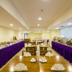 TTC Hotel Deluxe Saigon питание