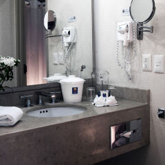 Отель Comfort Inn Puerto Vallarta Пуэрто-Вальярта ванная