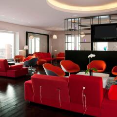 Отель Vienna House Andel´s Berlin Германия, Берлин - 8 отзывов об отеле, цены и фото номеров - забронировать отель Vienna House Andel´s Berlin онлайн интерьер отеля фото 3