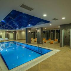 Отель Palm World Side Resort & SPA бассейн