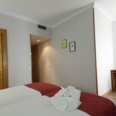 Отель Aparto Suites Muralto сейф в номере