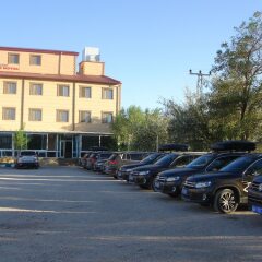 Butik Ertur Hotel парковка