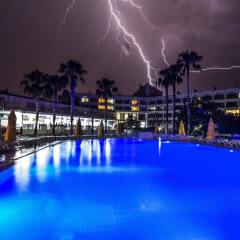 Side Ally Hotel - All inclusive бассейн