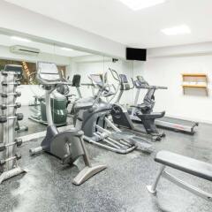 Отель Ramada Cancun City Мексика, Канкун - 1 отзыв об отеле, цены и фото номеров - забронировать отель Ramada Cancun City онлайн фитнесс-зал