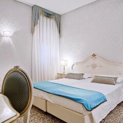 Отель Casa Martini Италия, Венеция - отзывы, цены и фото номеров - забронировать отель Casa Martini онлайн комната для гостей фото 5