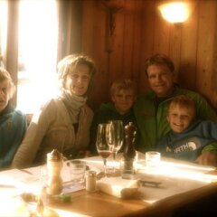 Отель Alpine Lodge Швейцария, Церматт - отзывы, цены и фото номеров - забронировать отель Alpine Lodge онлайн гостиничный бар