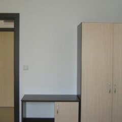 Апартаменты Admiral Plaza Apartments сейф в номере