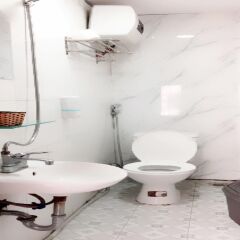Отель Hanoi Pearl Hostel Вьетнам, Ханой - отзывы, цены и фото номеров - забронировать отель Hanoi Pearl Hostel онлайн ванная