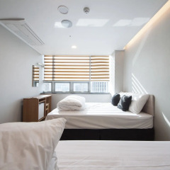 Отель K-Guesthouse Dongdaemun Premium комната для гостей фото 3