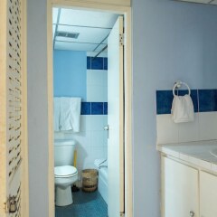 Отель Hipstrip Beach Studio Ямайка, Монтего-Бей - отзывы, цены и фото номеров - забронировать отель Hipstrip Beach Studio онлайн ванная