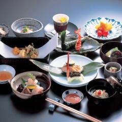 Отель Akazawa Geihinkan Ито питание фото 2
