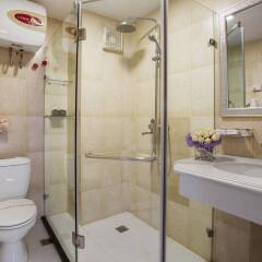 Отель Hanoi Impressive Hotel Вьетнам, Ханой - отзывы, цены и фото номеров - забронировать отель Hanoi Impressive Hotel онлайн ванная фото 2