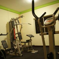 Park Place Hotel фитнесс-зал