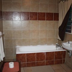 Africanza Lodge and Restaurant in Kitwe, Zambia from 152$, photos, reviews - zenhotels.com bathroom