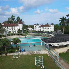 Отель Seacastles Vacation Penthouse бассейн фото 3
