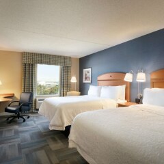 Отель Hampton Inn New York - LaGuardia Airport США, Нью-Йорк - отзывы, цены и фото номеров - забронировать отель Hampton Inn New York - LaGuardia Airport онлайн комната для гостей фото 5
