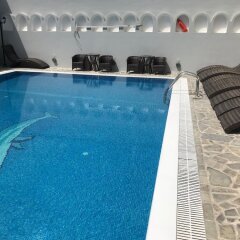 Отель Blue Sky Hotel Греция, Остров Санторини - отзывы, цены и фото номеров - забронировать отель Blue Sky Hotel онлайн бассейн фото 2