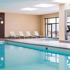 Отель Calgary Marriott Downtown Hotel Канада, Калгари - отзывы, цены и фото номеров - забронировать отель Calgary Marriott Downtown Hotel онлайн бассейн