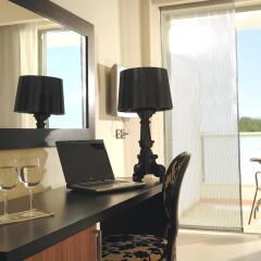 Angela Suites Boutique Hotel удобства в номере