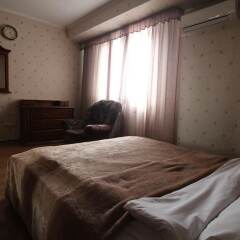 Гостиница Spacious comfortable apartment в Москве отзывы, цены и фото номеров - забронировать гостиницу Spacious comfortable apartment онлайн Москва комната для гостей фото 2