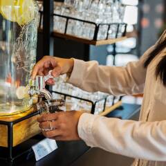 Отель B&B Hotel Zürich Airport Rümlang Швейцария, Рюмланг - отзывы, цены и фото номеров - забронировать отель B&B Hotel Zürich Airport Rümlang онлайн питание фото 3