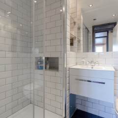 Отель 1 Bedroom Flat Near Regent's Park ванная
