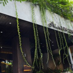 Lan Lan 2 Hotel парковка