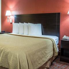 Отель Quality Inn And Suites Monroe комната для гостей фото 5