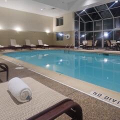 Отель Chicago Club Inn & Suites бассейн