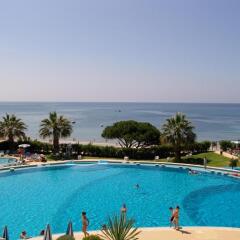 Отель Grand Muthu Oura View Beach Club Албуфейра бассейн