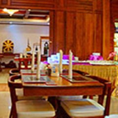 Отель Chanthapanya Hotel Лаос, Вьентьян - отзывы, цены и фото номеров - забронировать отель Chanthapanya Hotel онлайн питание