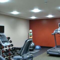 Отель DoubleTree by Hilton London – West End фитнесс-зал фото 4