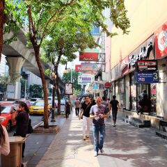 Отель Vplace Silom Бангкок фото 2