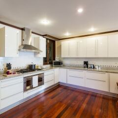 Отель Katamanda Villa 3BR with Private Pool E5 пляж Ката в номере